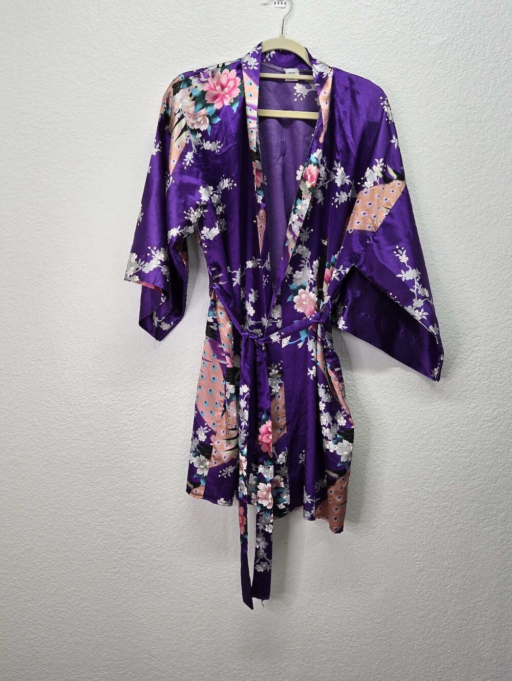 VTG Purple Satin Kimono Robe Short Peacock Floral Sleep Dressing Gown Silk O/S